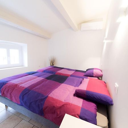 דירות Ravissant Triplex Et Duplex Au Centre De Pont St Esprit מראה חיצוני תמונה