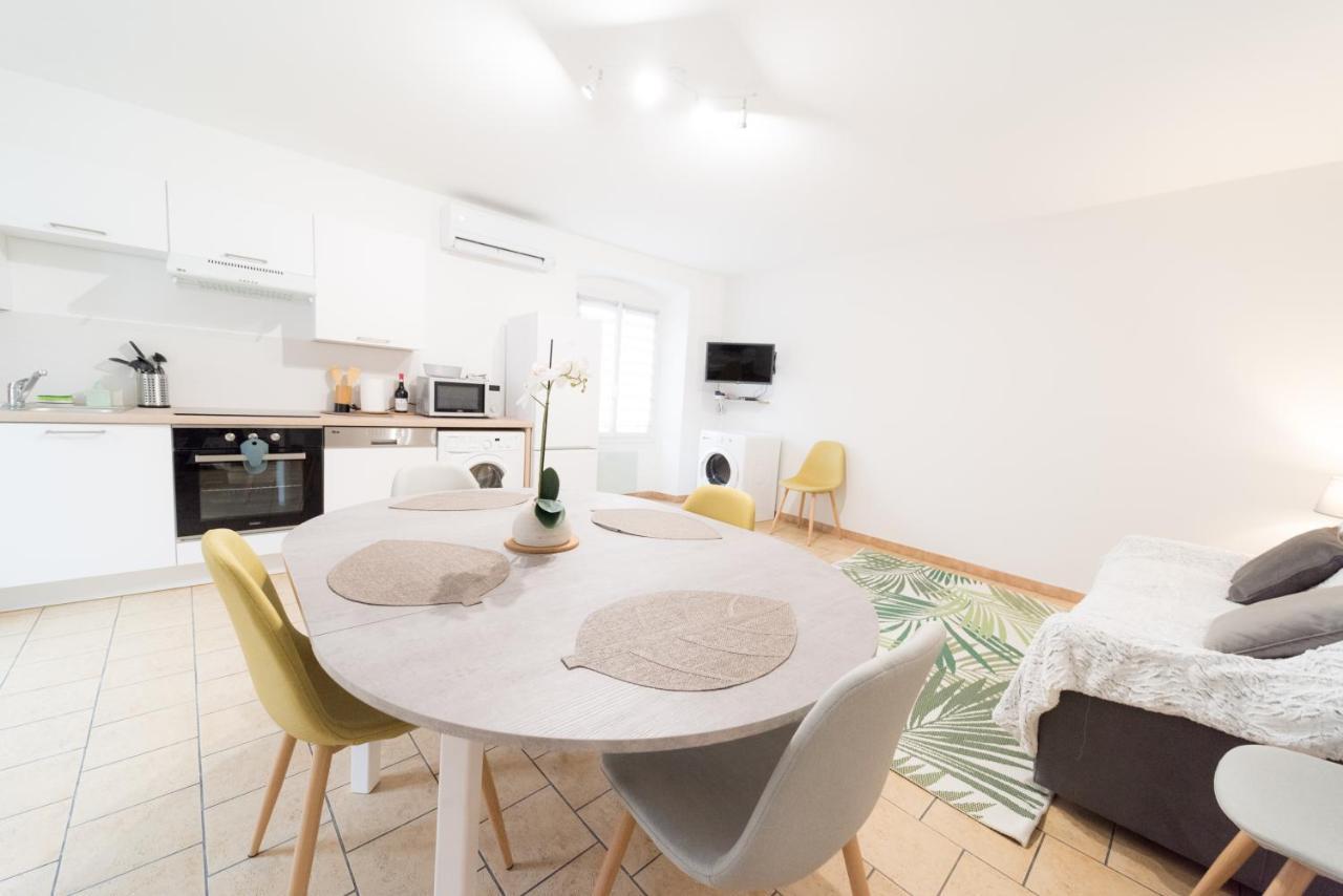 דירות Ravissant Triplex Et Duplex Au Centre De Pont St Esprit מראה חיצוני תמונה