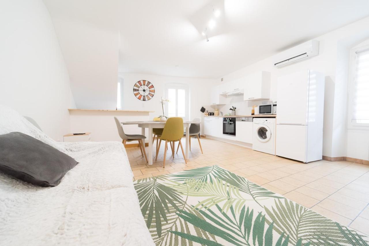 דירות Ravissant Triplex Et Duplex Au Centre De Pont St Esprit מראה חיצוני תמונה