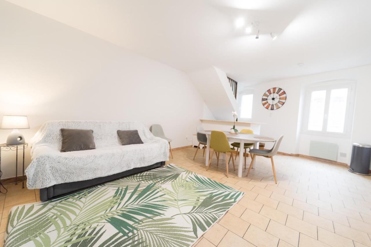 דירות Ravissant Triplex Et Duplex Au Centre De Pont St Esprit מראה חיצוני תמונה